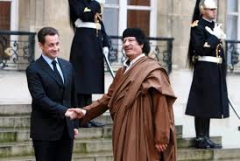 Sarkozy-Kadhafi.jpg