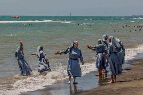 nonne.jpg