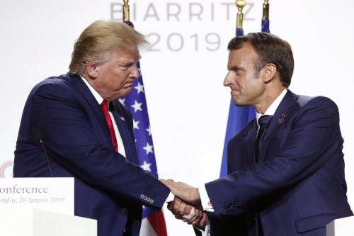 Emmanuel-Macron-Donald-Trump-conference-presse-lundi-26-Biarritzdu-G7_0_729_486.jpg